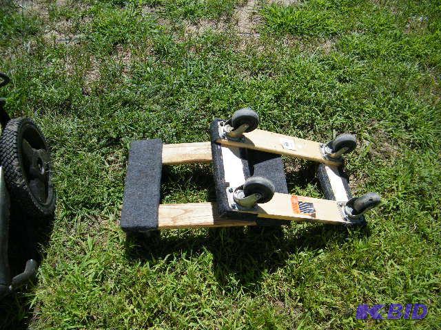 lot 25 image: Lot of 2 Mini Mover&nbspDollies by Masterhau...