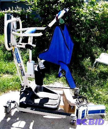 lot 44 image: Invacare&nbspReliant Person Lift - Model RPS...