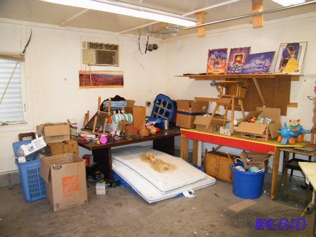 lot 47 image: Large Lot - Winner takes all items - Hampton ...
