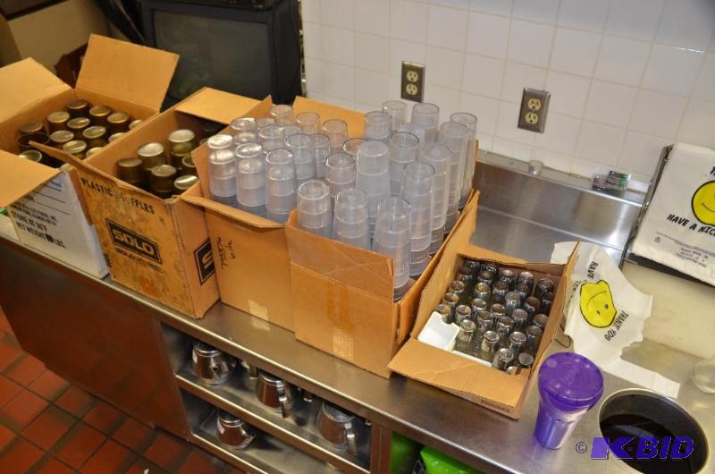 lot 135 image: &nbspLot of drinking glasses & glass sal...