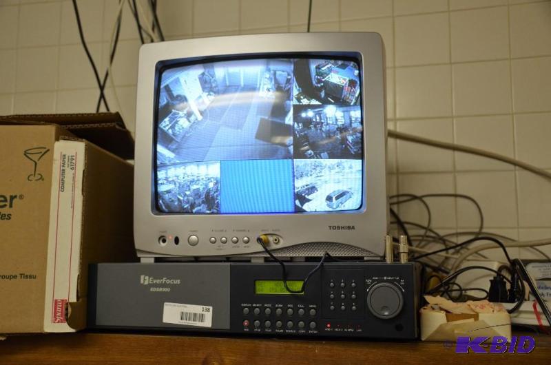 lot 138 image: 5 Security cameras including Burle Model&nbs...