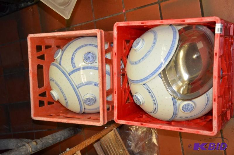 lot 161 image: Collectible Rice pattern porcelain ware when ...