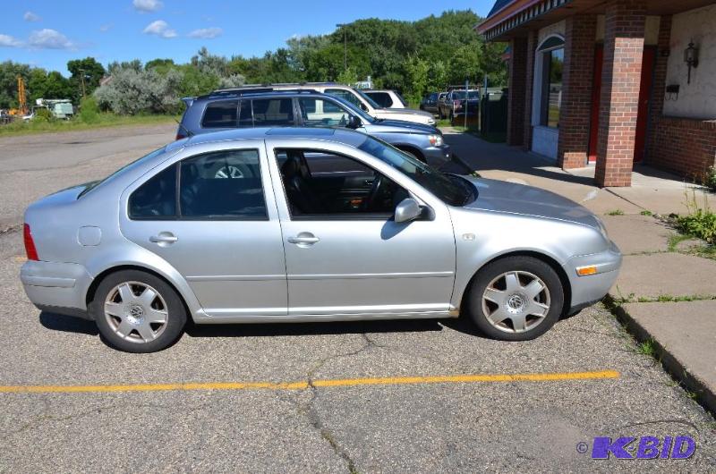 lot 2 image: 2000 VW Volkswagen Jetta VR6- Nice lookin...