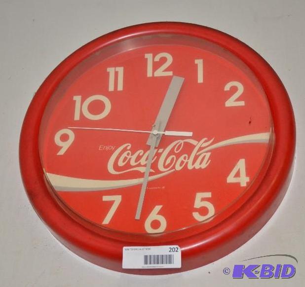 lot 202 image: Vintage Coca Cola clock 15 12&quotd rm6...