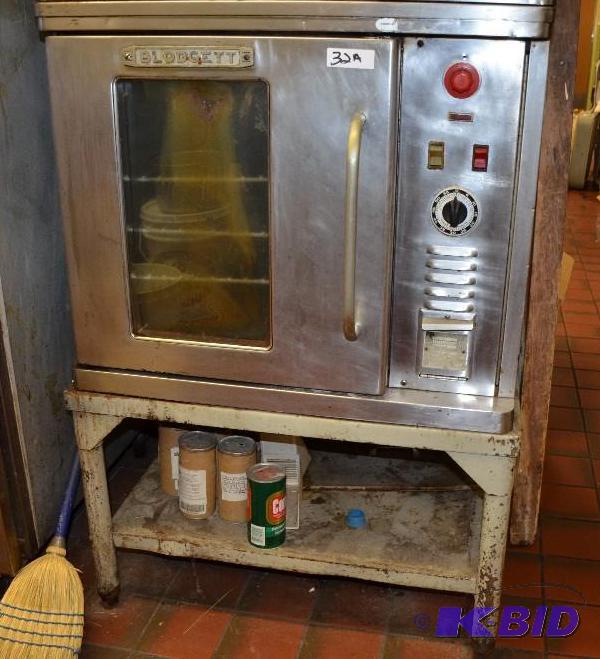 lot 32A image: Blodgett Perma-View gas oven type CTB-1, 208-...