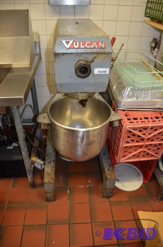 lot 36 image: Vulcan automix model no fm-30 47x25 turns on....