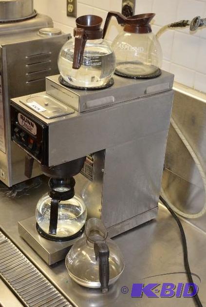 lot 7 image: Bunn omatic 3 pot warmer coffee maker 7 12x1...