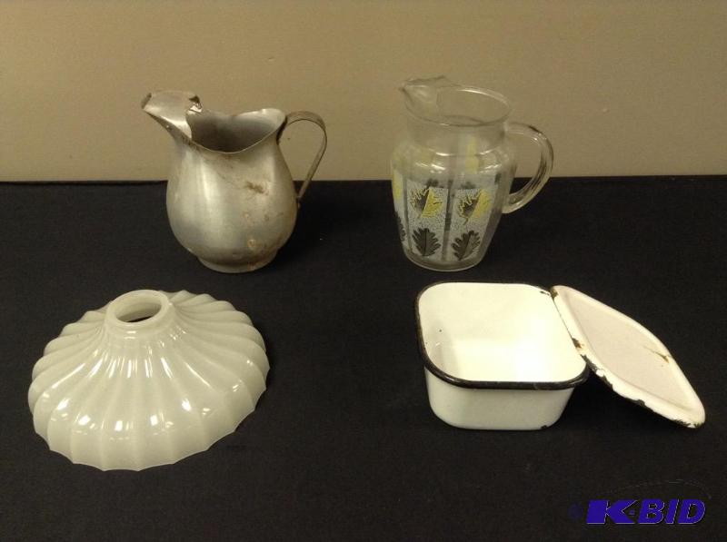 lot 128 image: Vintage Kitchenware
