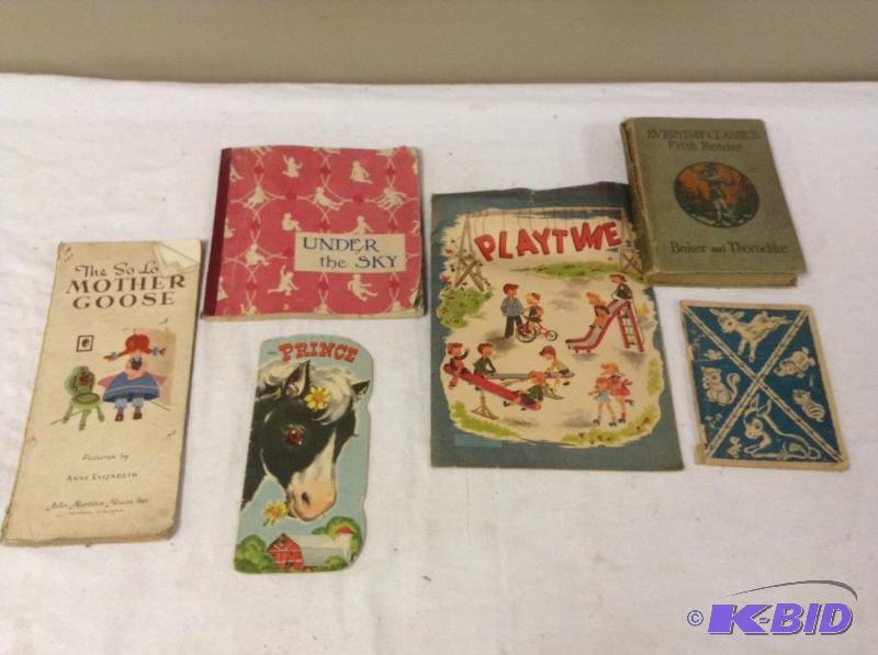 lot 24 image: Vintage Childrens Books