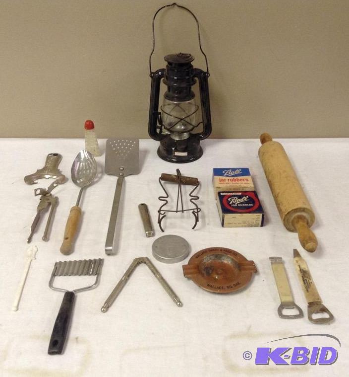 lot 30 image: Vintage Kitchen Utensils & Advertising