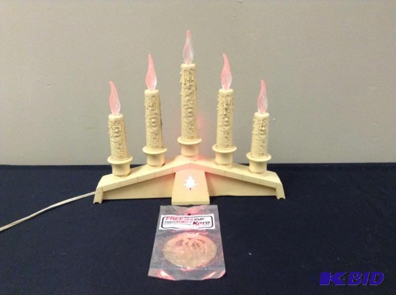 lot 39 image: Vintage Christmas Electric Candle