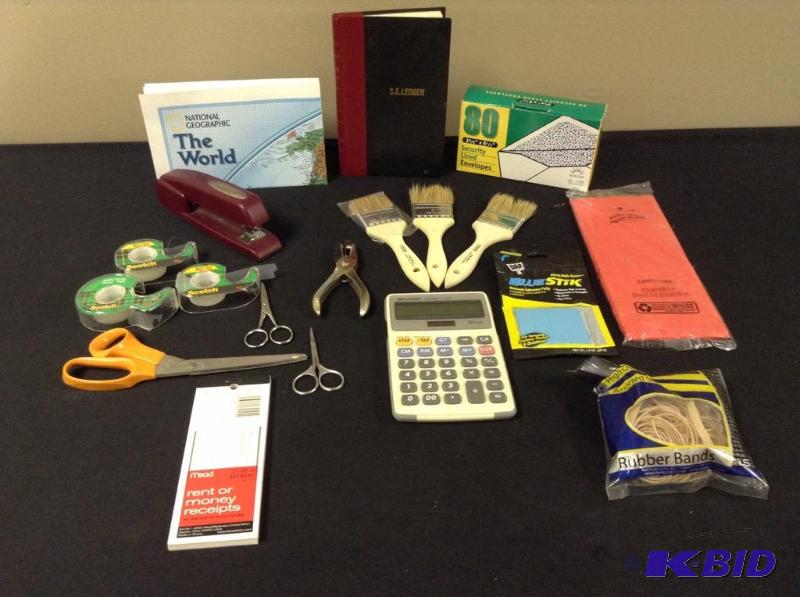 lot 48 image: Lot of Office Supplies