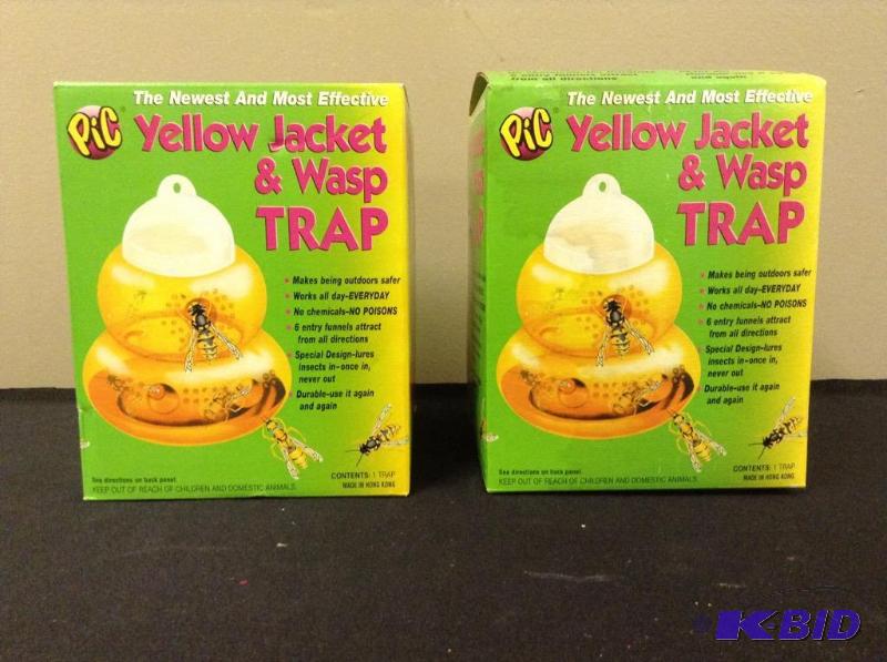 lot 52 image: 2 Yellow Jacket & Wasp Traps