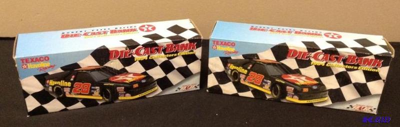 lot 6 image: (2) 1994 Texaco Die Cast Banks