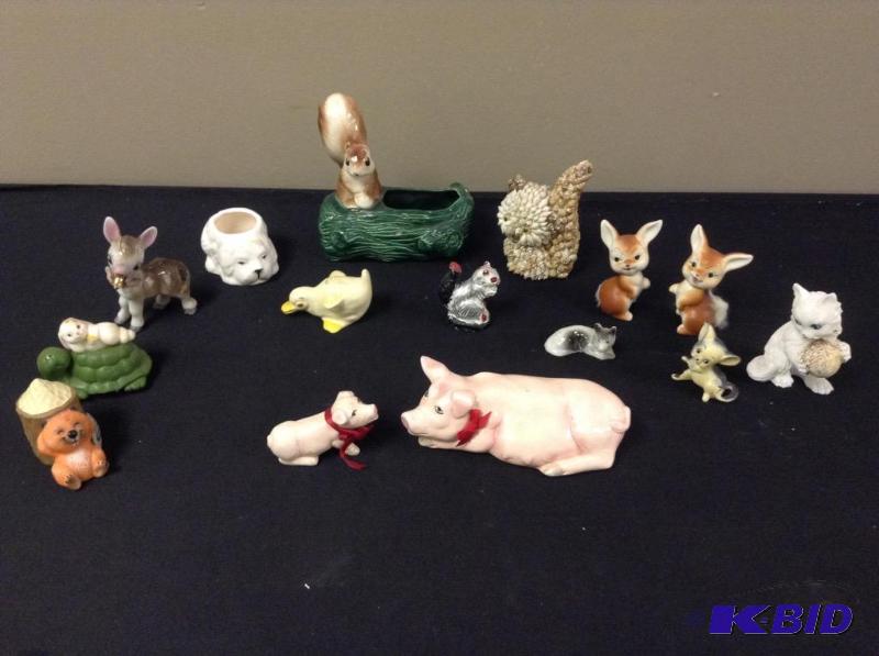 lot 60 image: Collection Collectible Animal Figurines