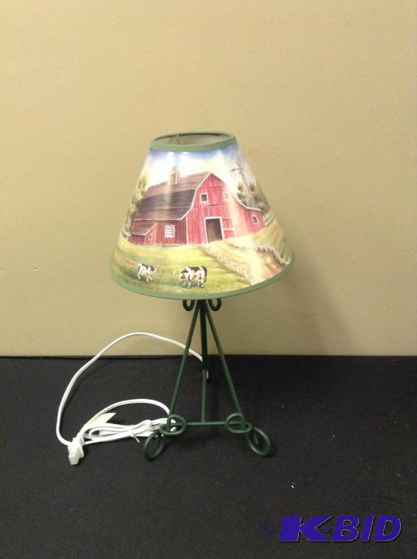 lot 95 image: Barn Easel Lamp
