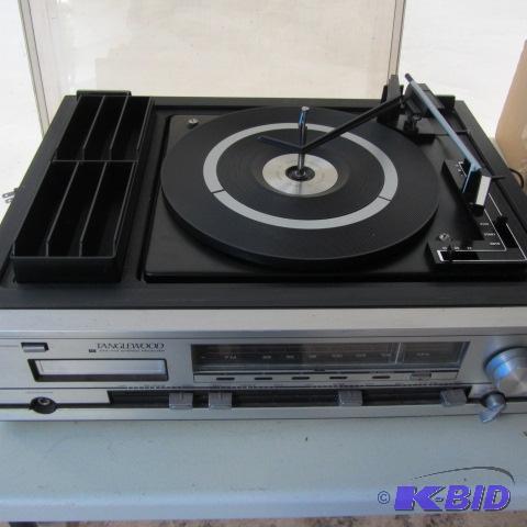 Tanglewood Receiver, Turntable