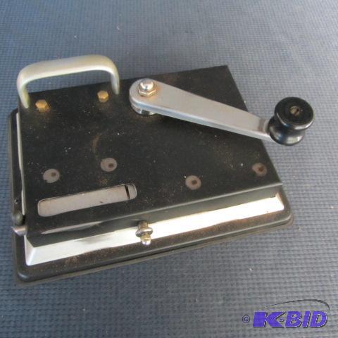 Top Cigarette Roller