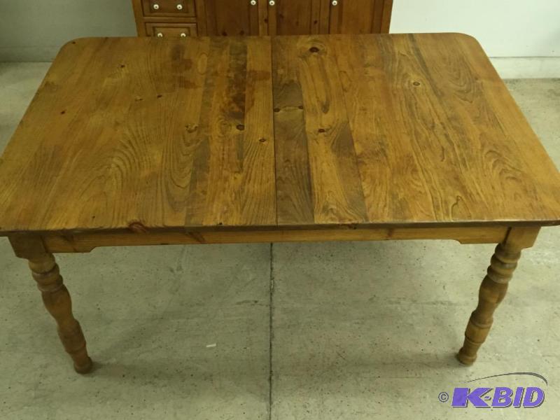 Gorgeous Amish Built Dining Table with Four Chairs