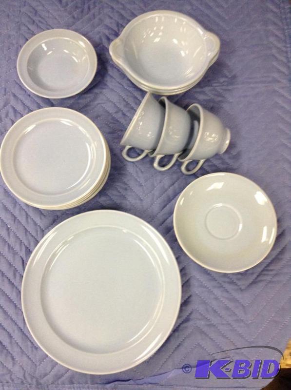Lu-Ray Pastels Blue Dinnerware