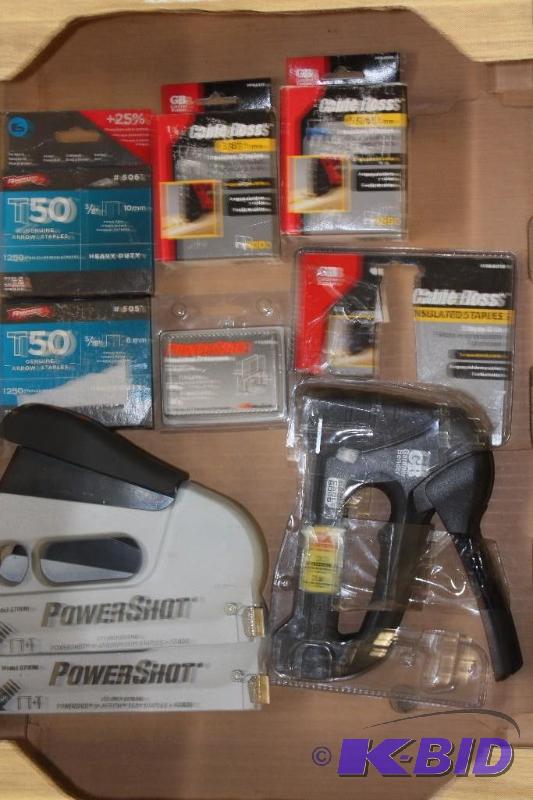 StaplesStaplers (8)