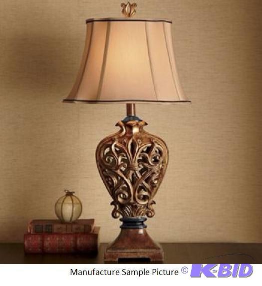 lot 54 image: Oversized Traditional Lamp - Nearly 3 feet hi...