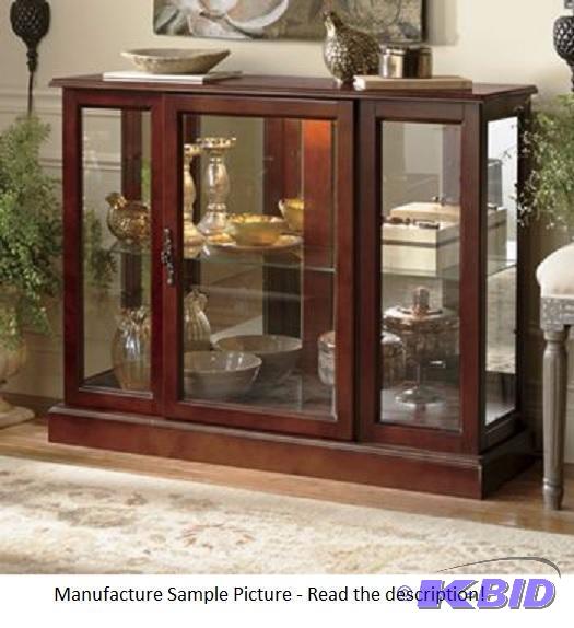 lot 69 image: Felicity Lighted Short Curio - Set the stage ...