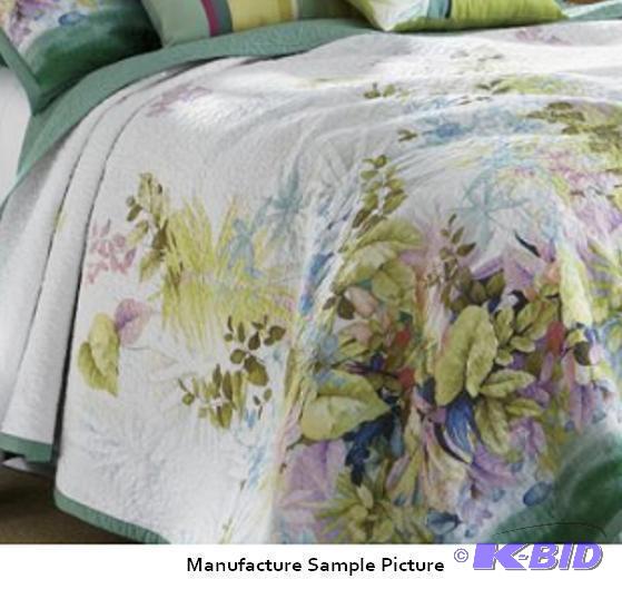lot 72 image: Paradise Island Oversized Quilt - King - Like...