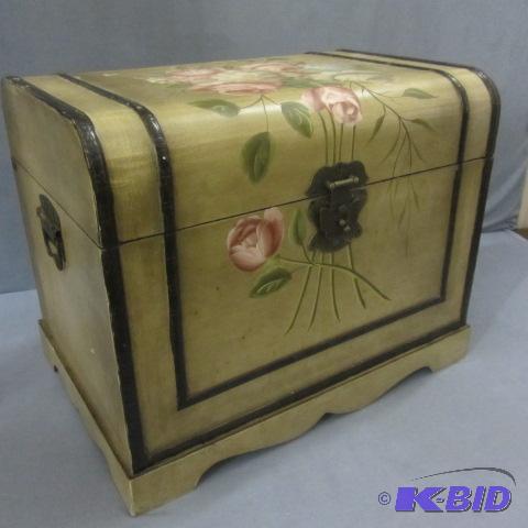 lot 104 image: Hand Painted Nesting Trunks
