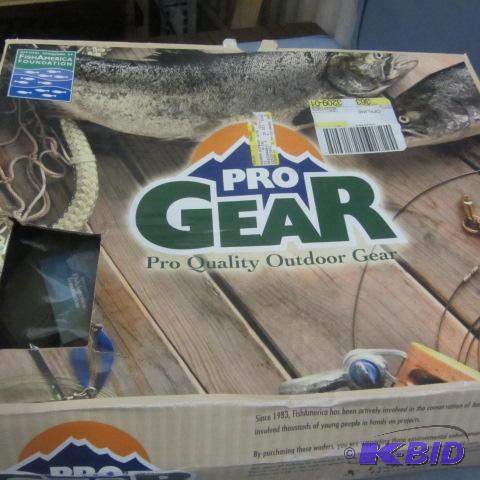 lot 21 image: Pro Gear Rubber Hip Waders