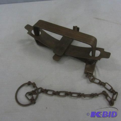 lot 54 image: Blake & Lamb No 40 Trap