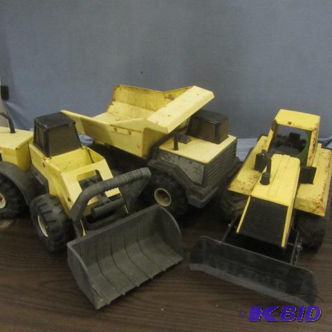 lot 77 image: Tonka Sandbox Toys