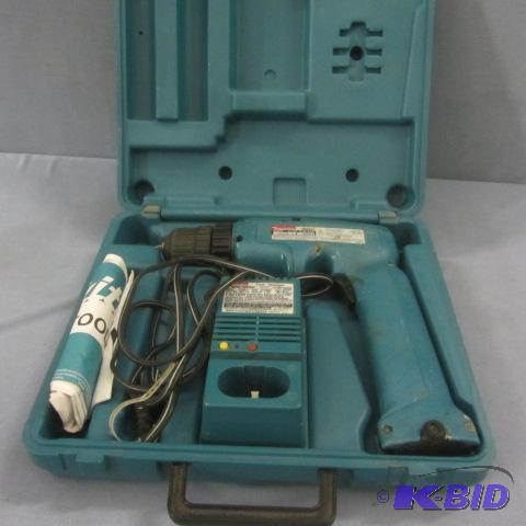 lot 94 image: Makita 9.6V Drill Driver