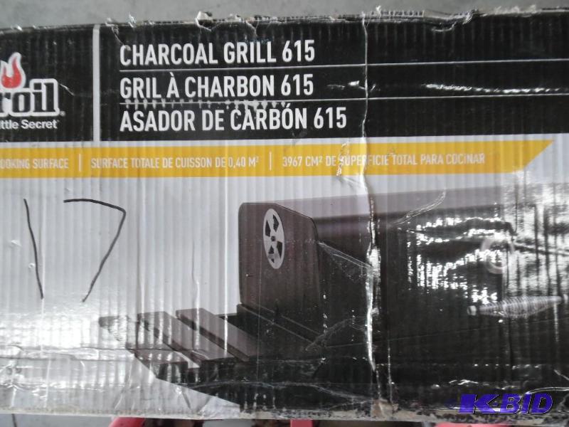 lot 11 image: Charcoal grill