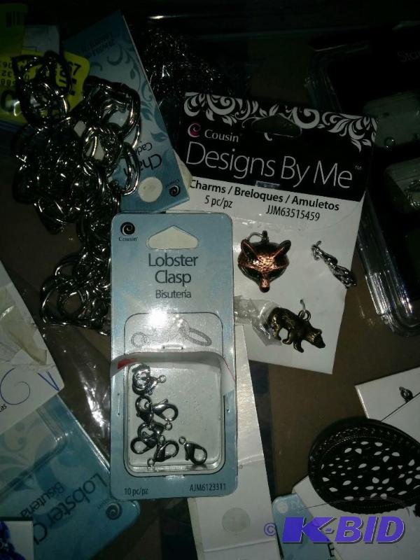 Project box with 17 jewelry making items