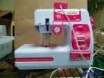 Singer Zig Zag Chainstitch battery powered sewing machine, Ages 6