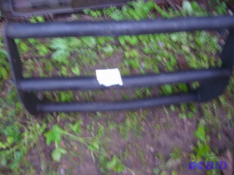 lot 28 image: Heavy Duty Push Bar