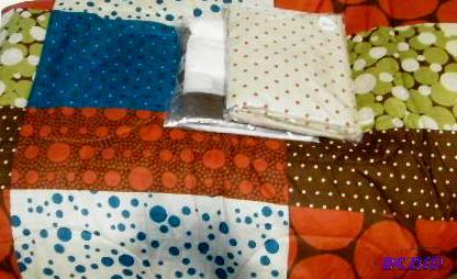 Patch of Dots Comforter Set - Queen - Comes w...