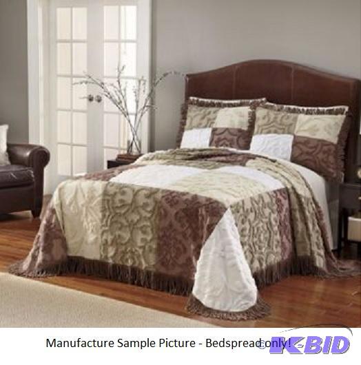 Patchwork Chenille Bedspread - Queen -&nbspB...