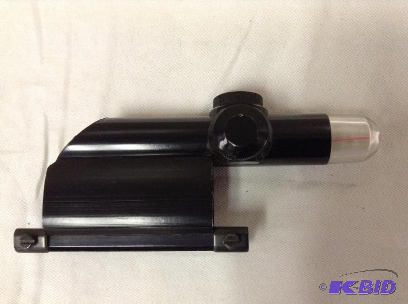 lot 27 image: Weaver Qwik-Point Optical Sighting System