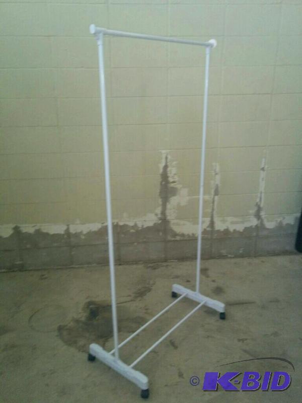 Rolling Clothes Rack