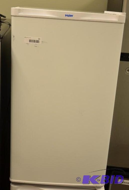 lot 12 image: Haier Household Refrigerator Model HNSE032. 1...
