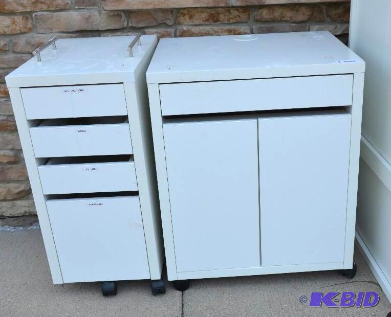 lot 122 image: Rolling cabinet with drawer-. Rolling 4 drawe...