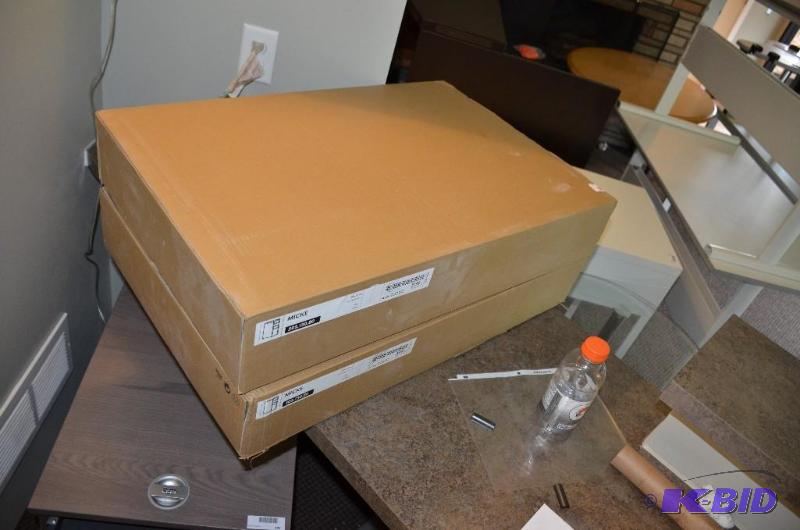 lot 132 image: Drawer unitdrop file storage, white, 13 34&...