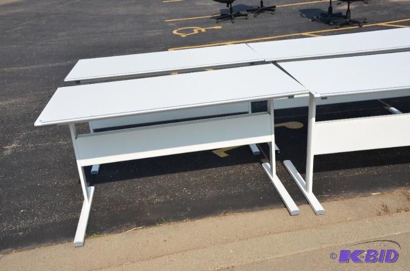 lot 152 image: White office table 54 12 x 28 12 x 29 12...