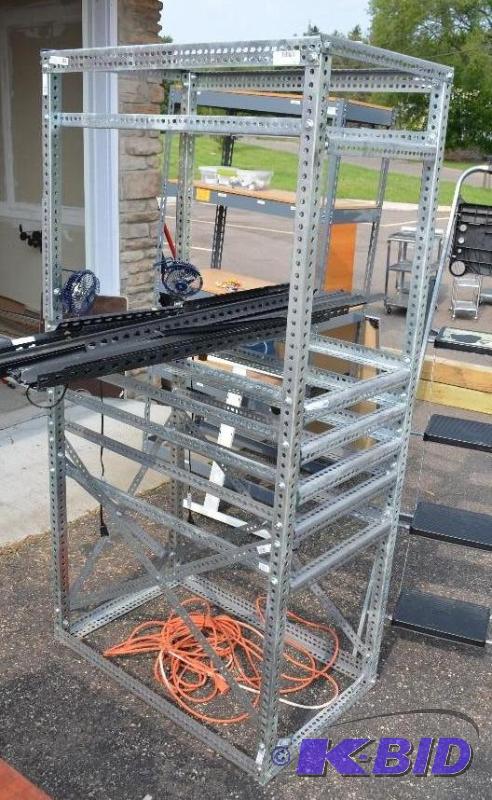 lot 196 image: Steel works shelving rack 22&quotx36&quotx7...
