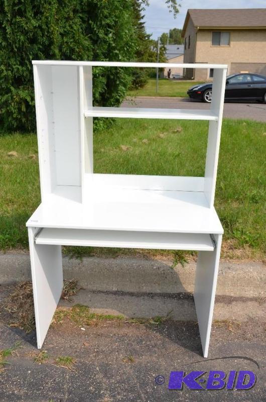lot 209 image: IKEA desk 23 12 x 56 x35 12...