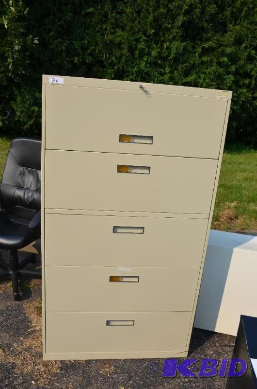 lot 211 image: Filing cabinet 18x36x64...