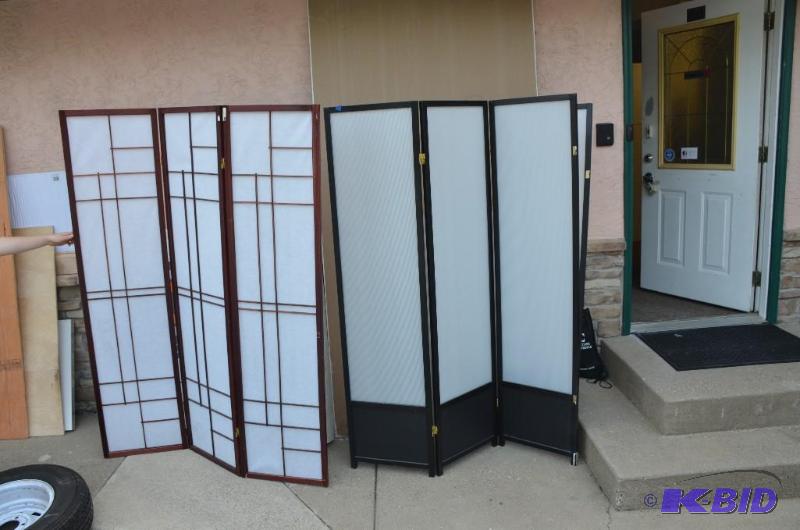 lot 221 image: 2 room dividers. 52&quotx71". One secti...