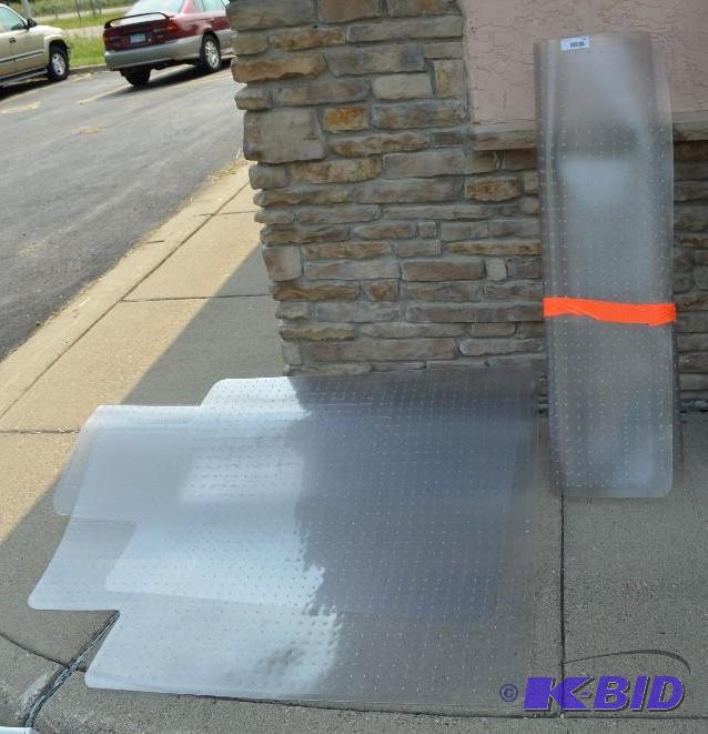 lot 227 image: Lot of floor mats...